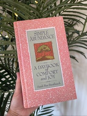 Simple Abundance | A Daybook of Comfort and Joy | Hardcover Book